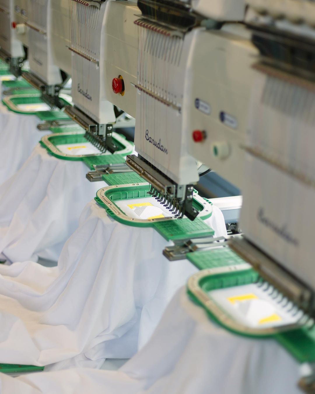 Magnetic Hoop for Barudan QS Embroidery Machine — 7.7″ × 12.5