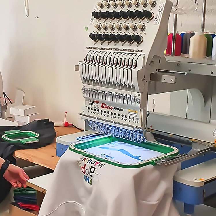 MaggieFrame Magnetic Hoop 7.7″ × 12.5″ (195 × 315 mm) for